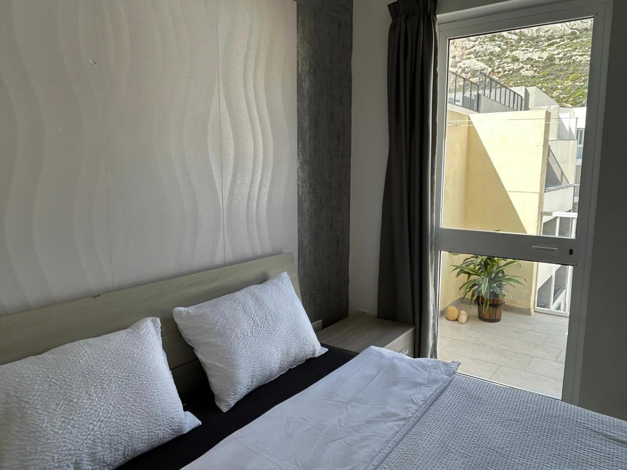 Arzella Apartments Xlendi Stylish Stay Near Beach Local Eats ซเลนดิ ภายนอก รูปภาพ