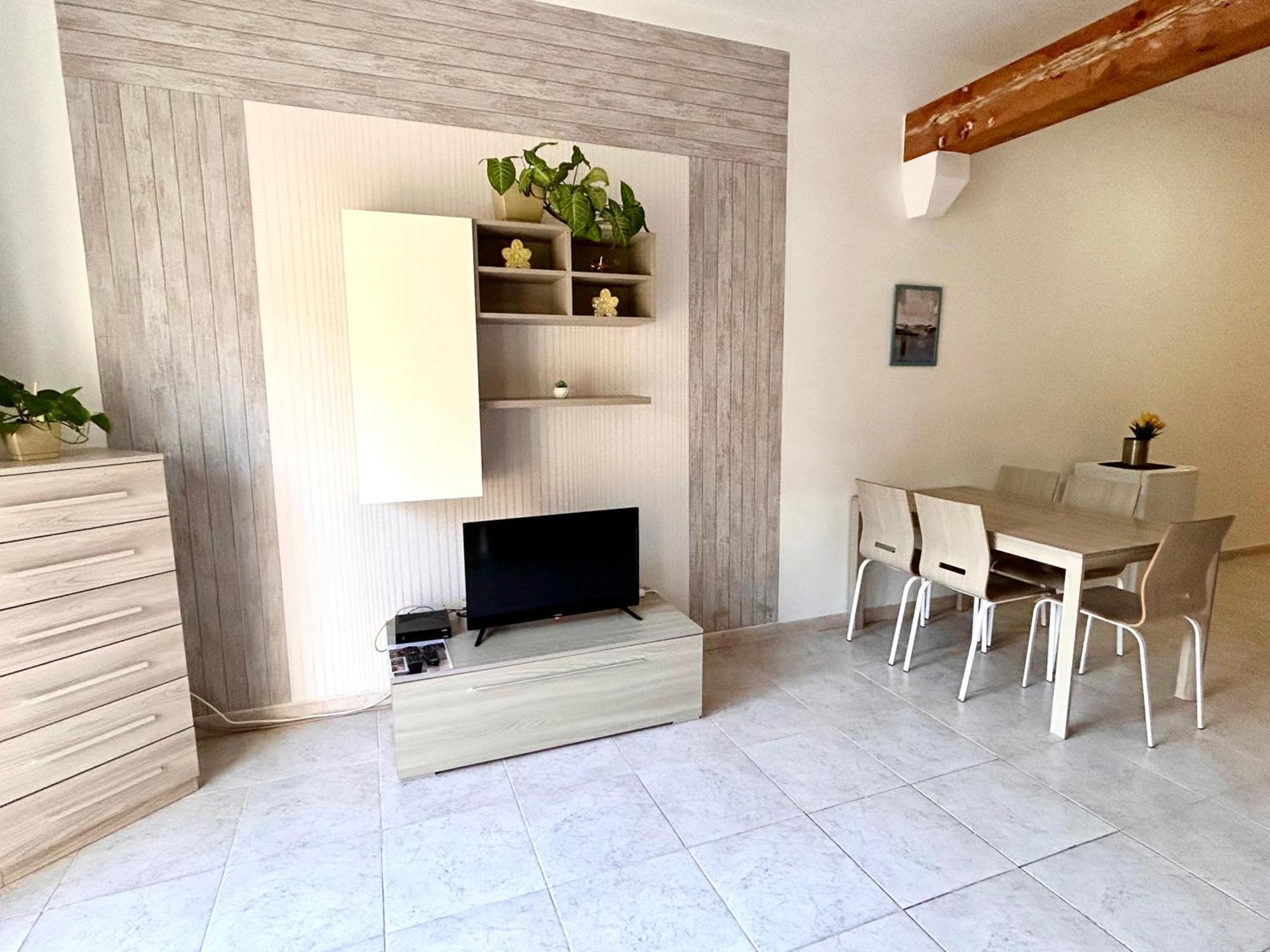 Arzella Apartments Xlendi Stylish Stay Near Beach Local Eats ซเลนดิ ภายนอก รูปภาพ