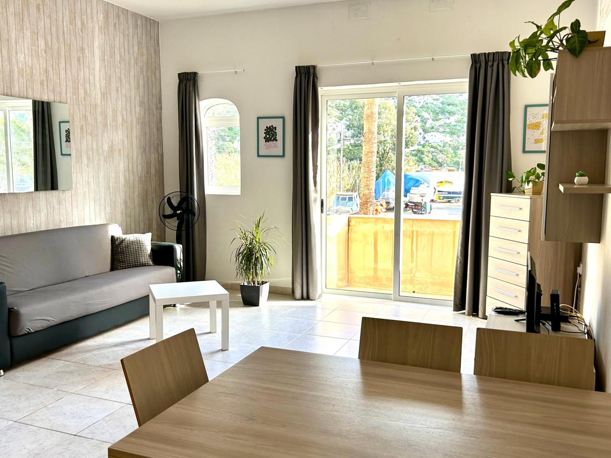 Arzella Apartments Xlendi Stylish Stay Near Beach Local Eats ซเลนดิ ภายนอก รูปภาพ