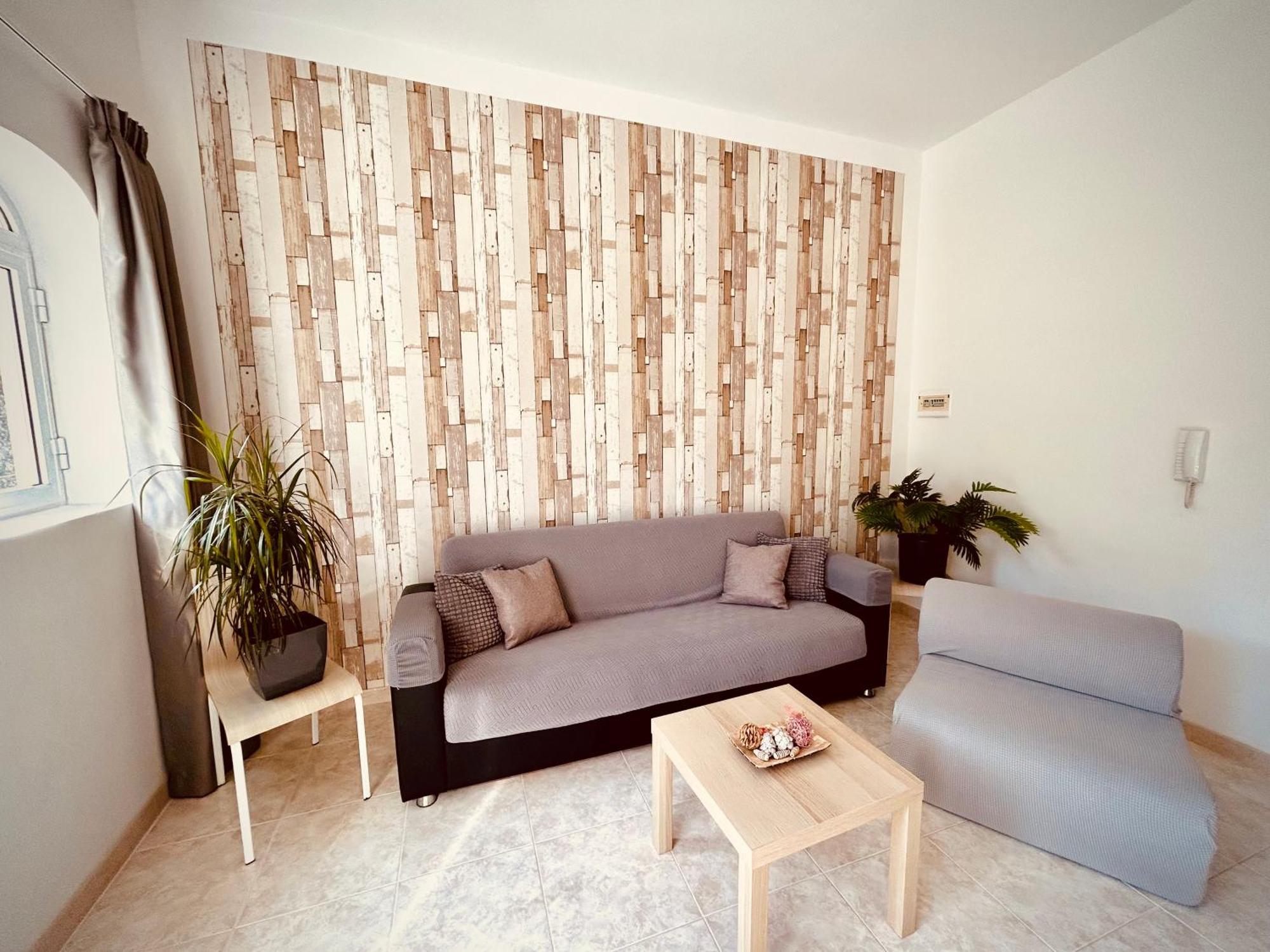 Arzella Apartments Xlendi Stylish Stay Near Beach Local Eats ซเลนดิ ภายนอก รูปภาพ