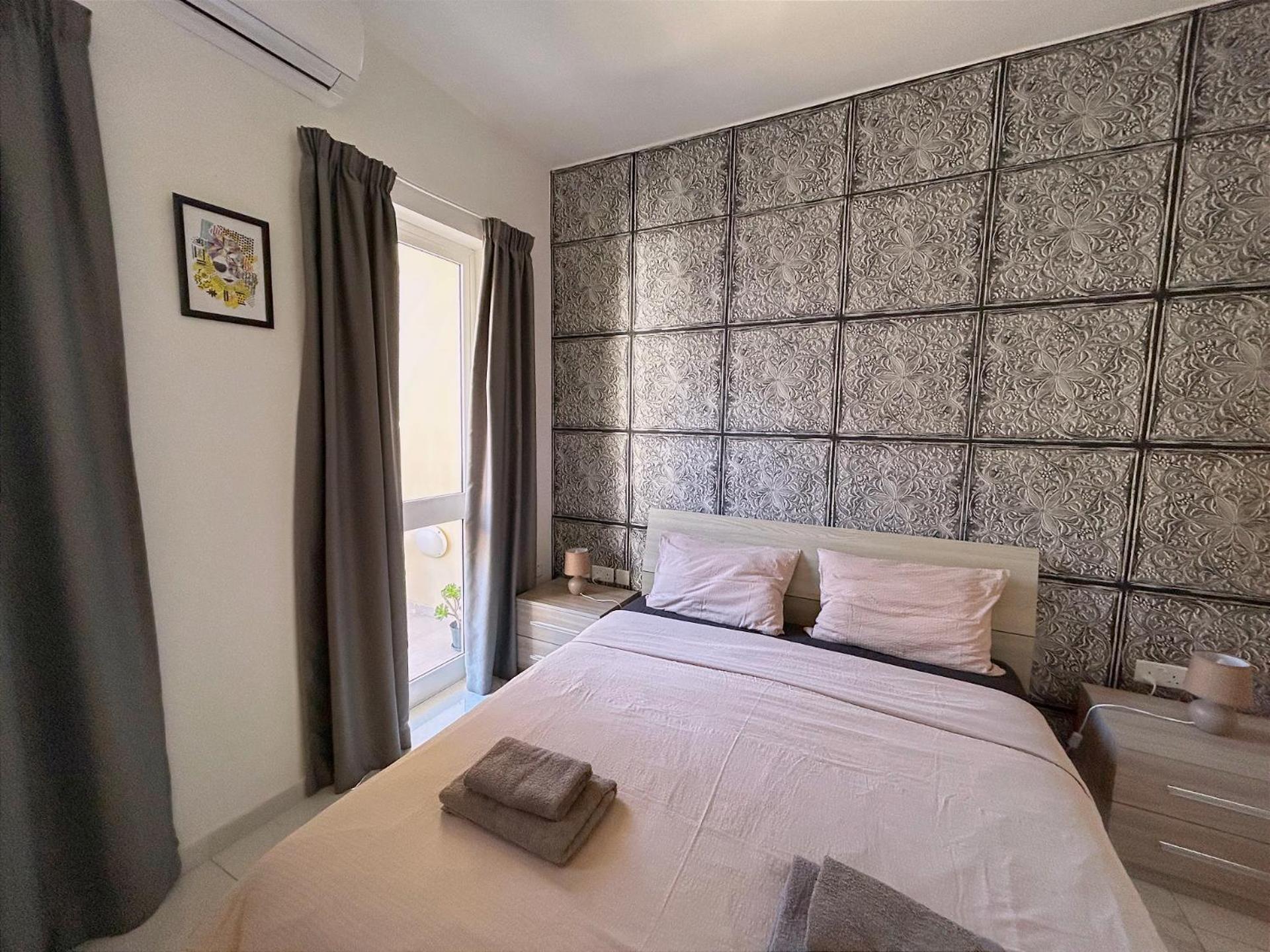 Arzella Apartments Xlendi Stylish Stay Near Beach Local Eats ซเลนดิ ภายนอก รูปภาพ