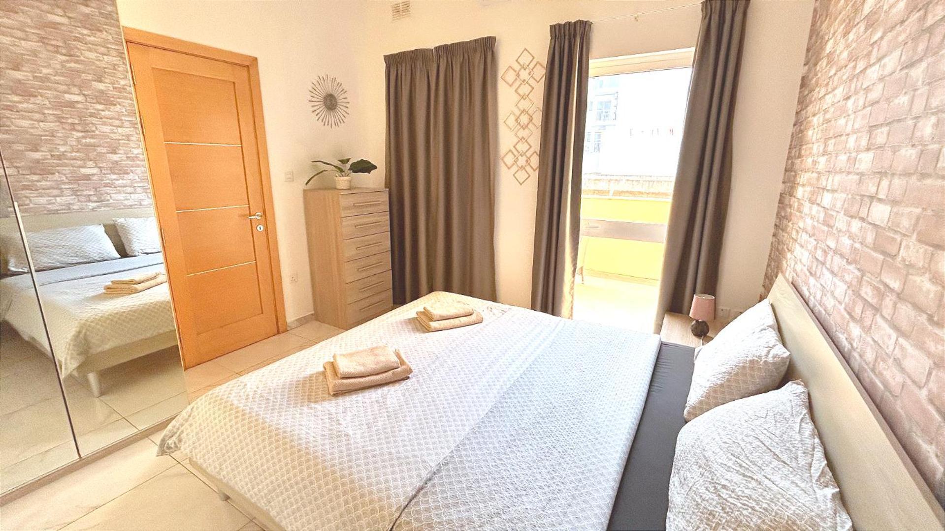 Arzella Apartments Xlendi Stylish Stay Near Beach Local Eats ซเลนดิ ภายนอก รูปภาพ
